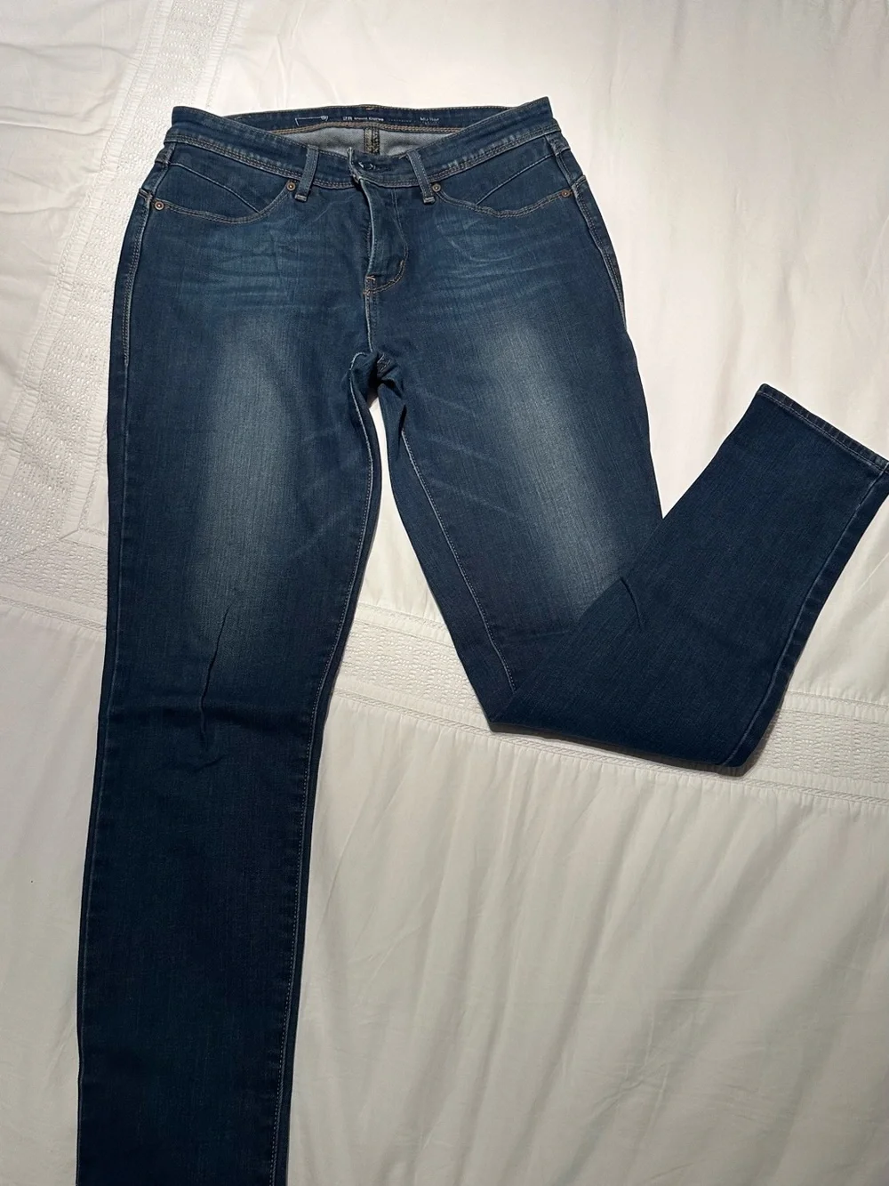 Levi's Women's Dark Blue Skinny Jeans